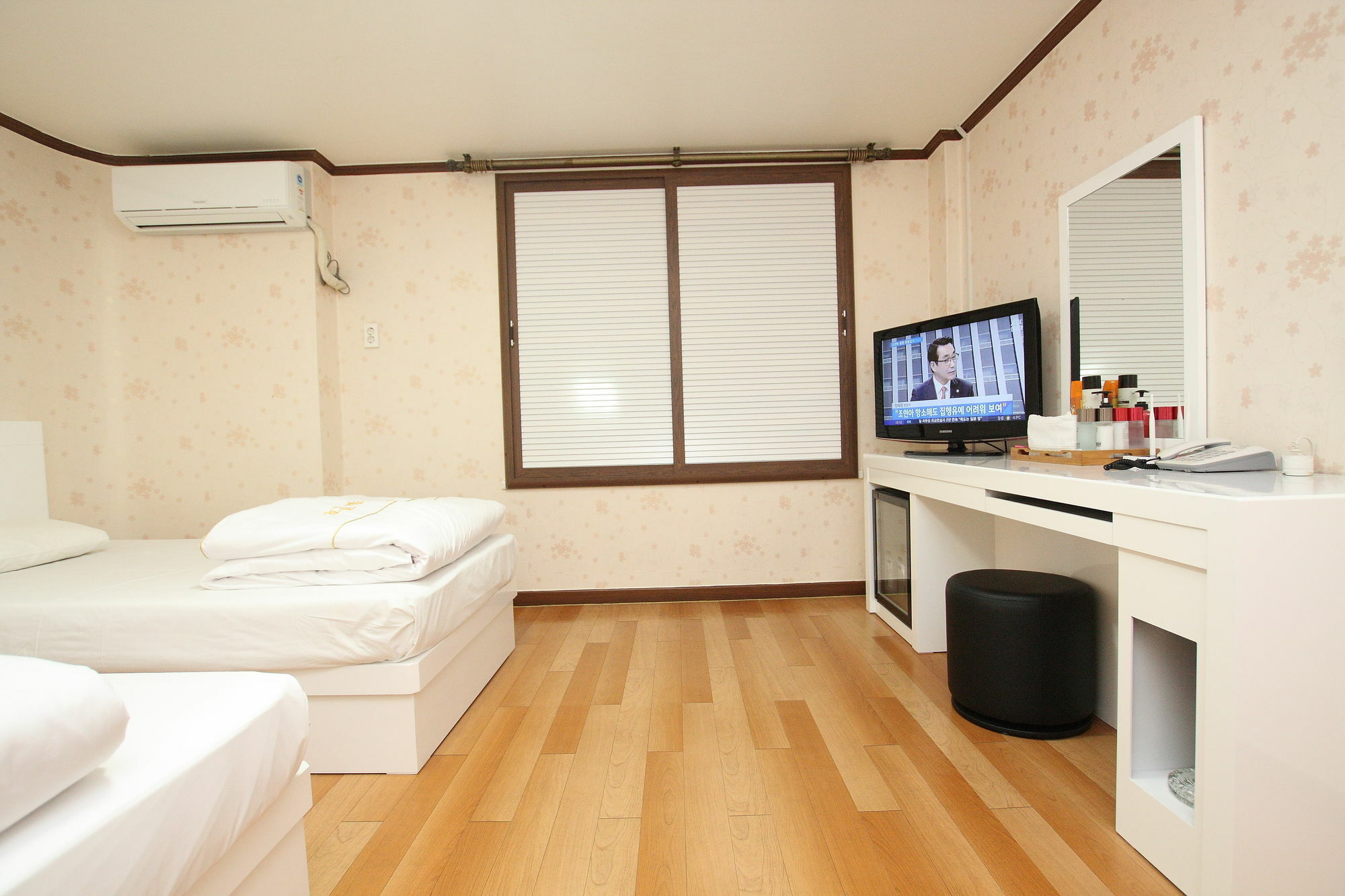 Hotel Valentine Γκιονγκγού Εξωτερικό φωτογραφία